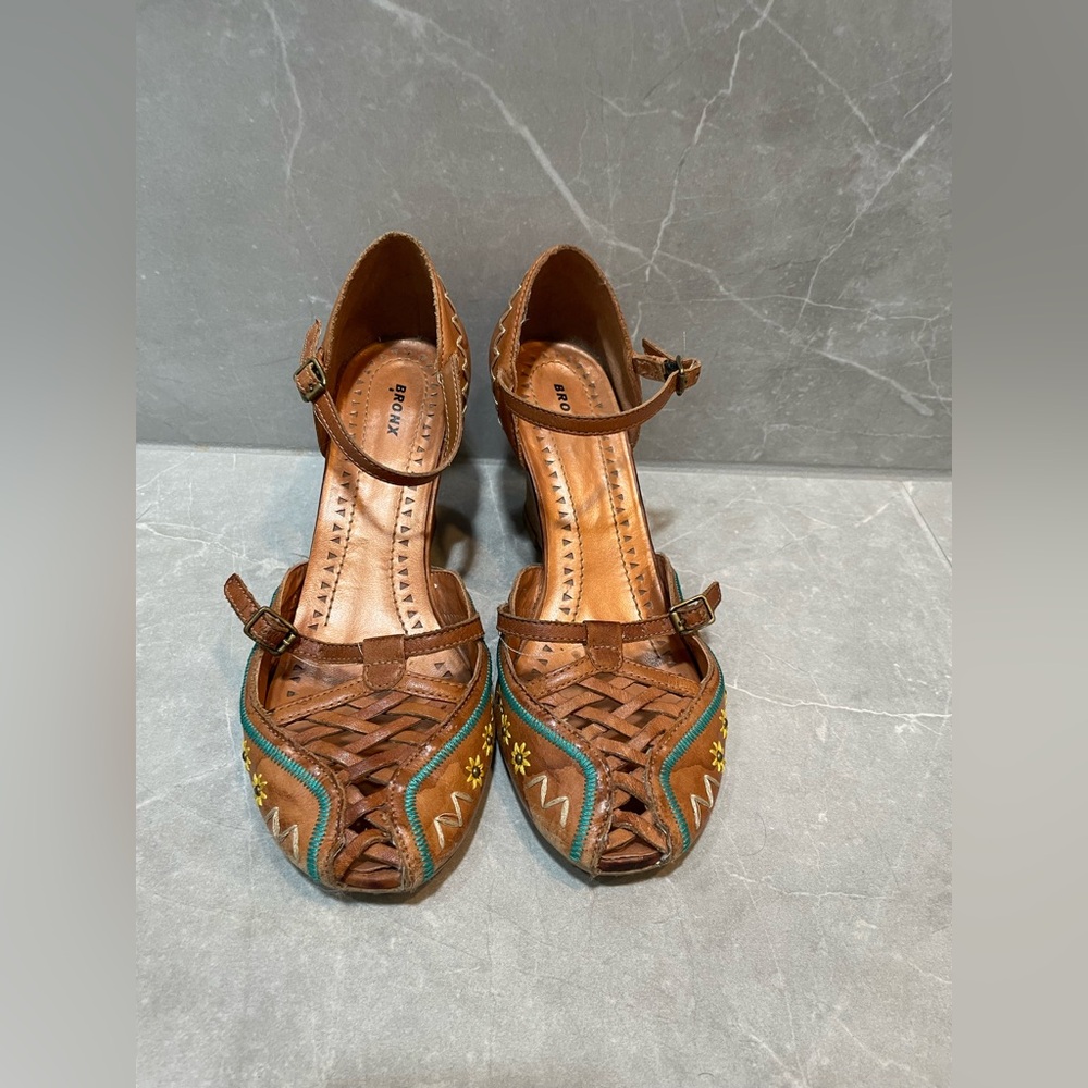 Bronx Brown Leather Woven Peep-Toe Heels with Turquoise & Yellow Embroidery